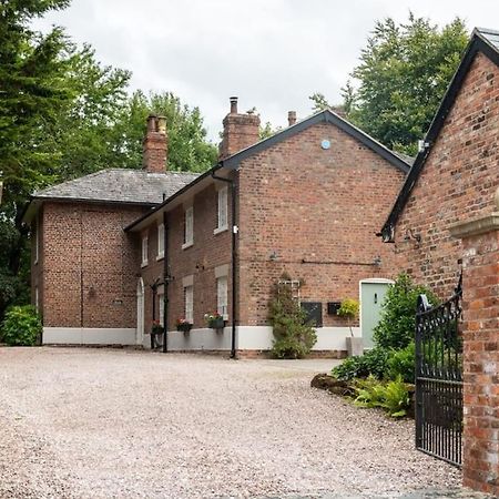 The Guesthouse At Old Vicarage Tarporley Exterior photo